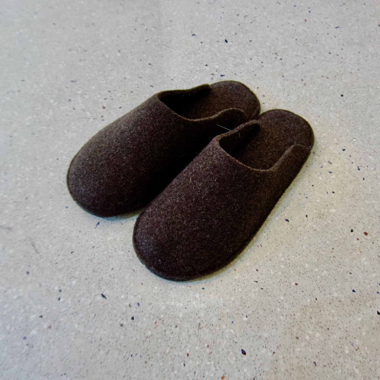 Le clare フェルト ルームシューズ Marrone